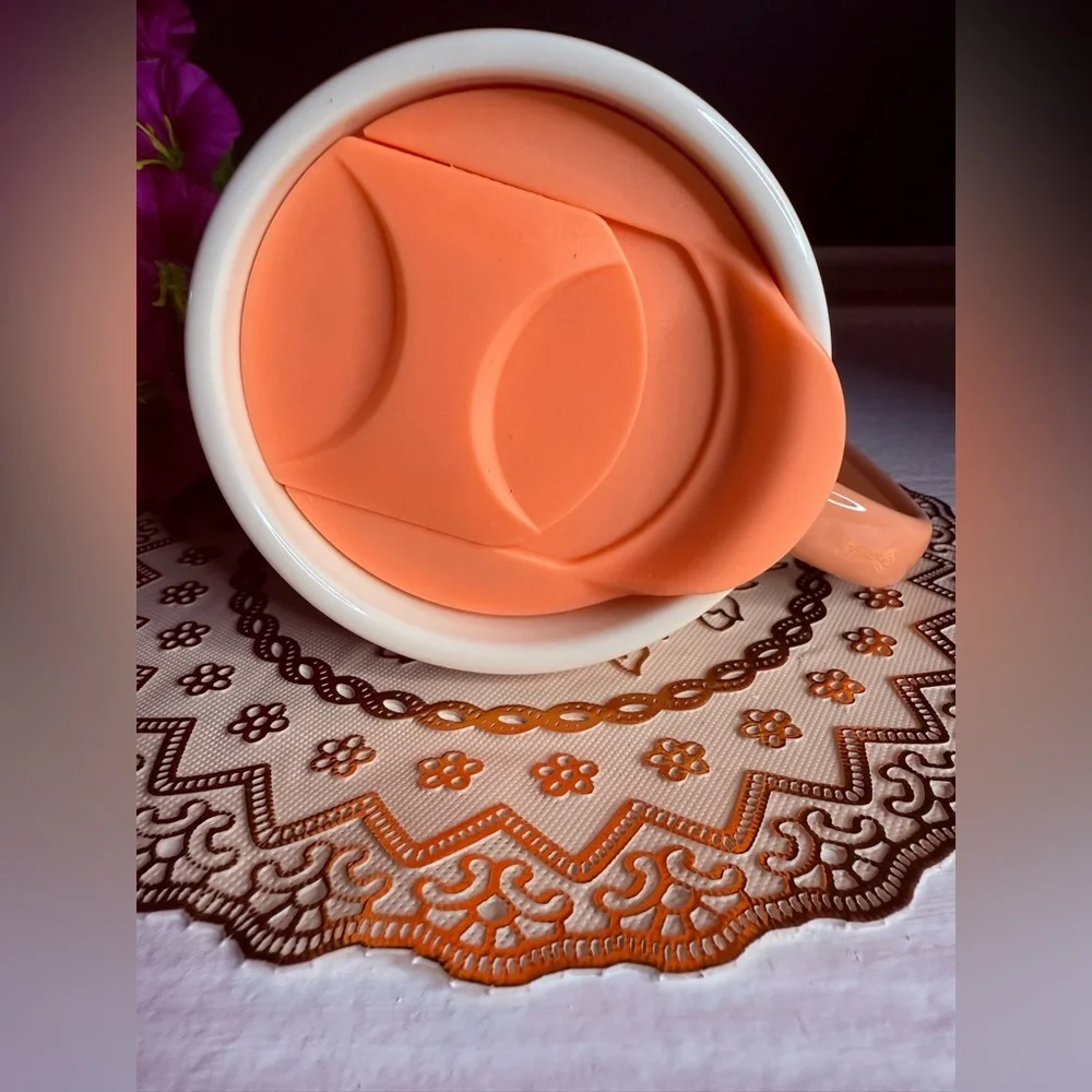 Spooky Ghost Halloween Travel Mug w Lid Cute Fall Ceramic Tumbler 16oz NWT